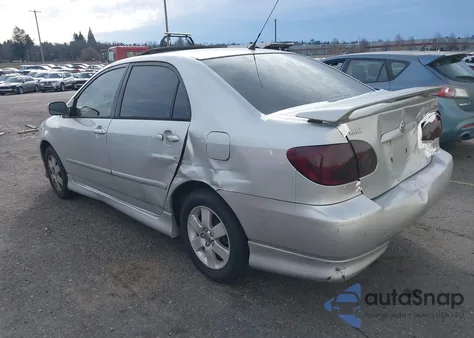 2004 Toyota Corolla S z USA, uszkodzony, nr VIN 1NXBR32E74Z241296